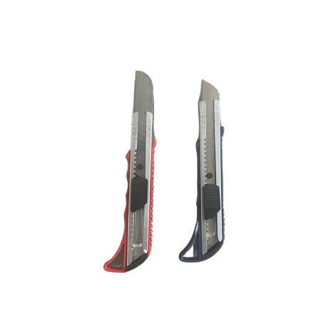 Cutter din plastic